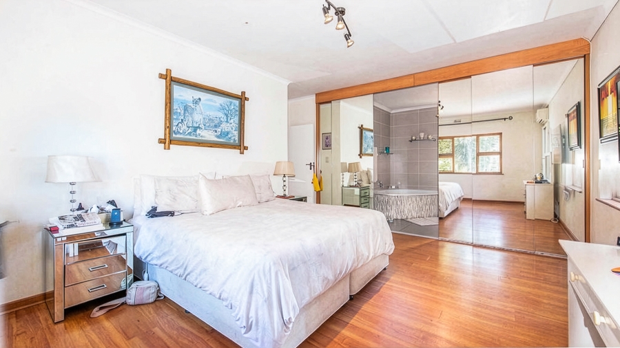 4 Bedroom Property for Sale in Welgelegen Western Cape